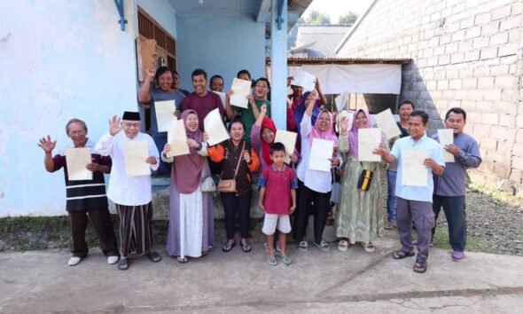 c737bb03 0168 41eb 9c83 25058022505b