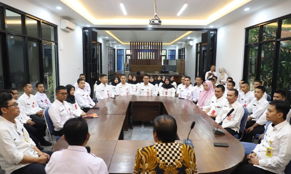 e91515c0 003e 438f 9315 18e1ff4b8c5f